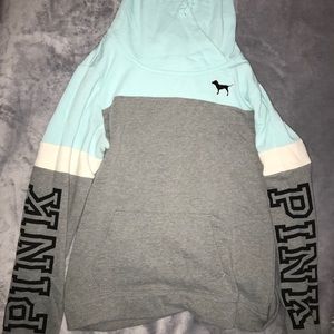 Victoria’s Secret PINK sweater. Size Small.